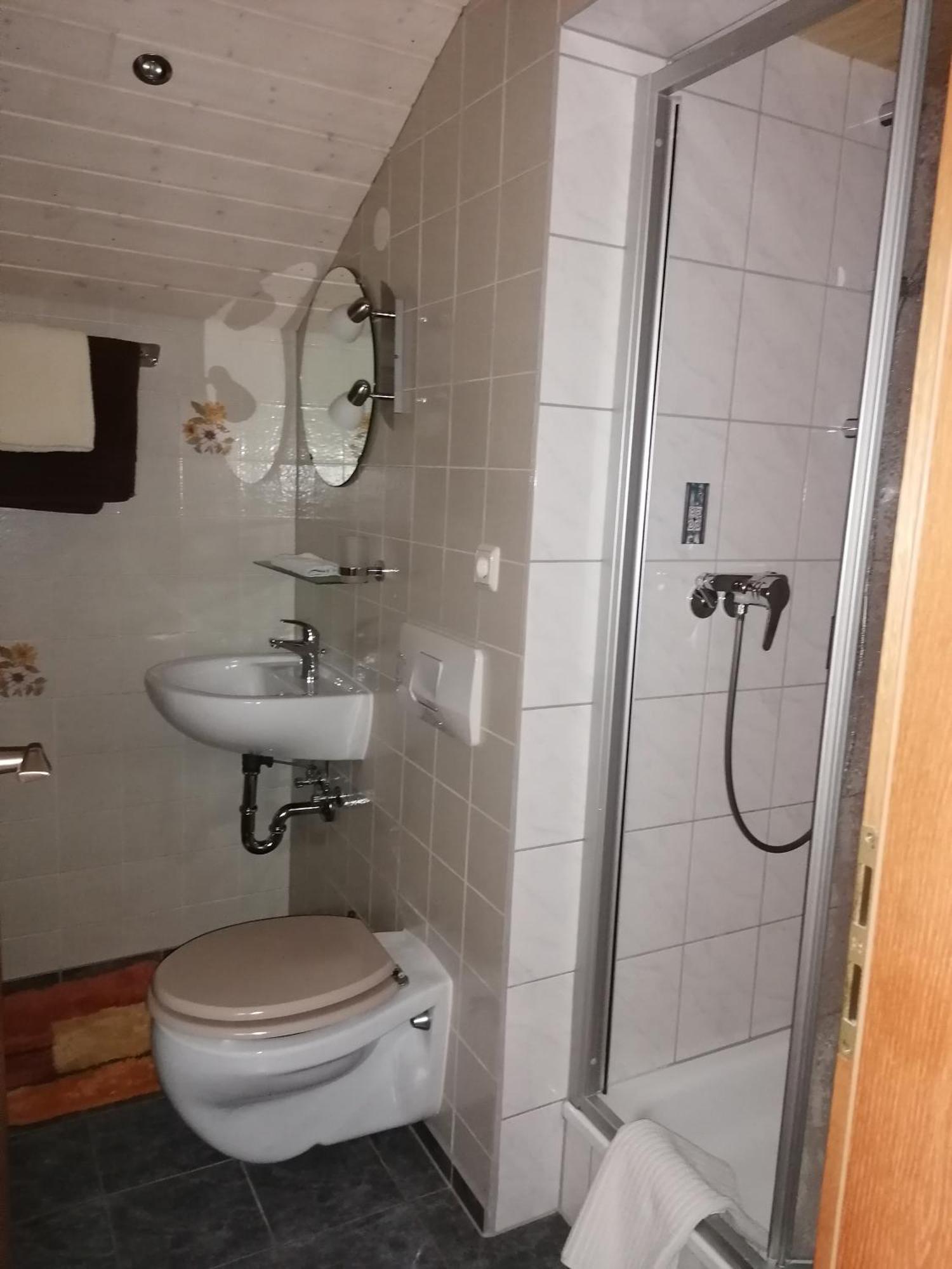 Unterwössen Gaestehaus Poeppl מראה חיצוני תמונה